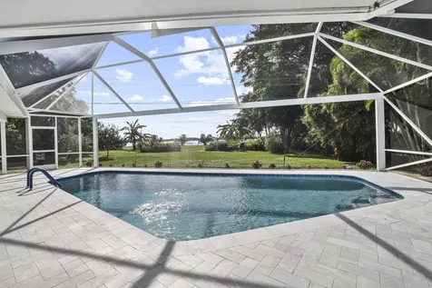 1538 39th Street West Palm Beach FL 33407