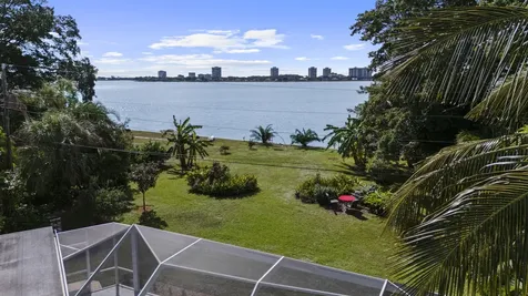 1538 39th Street West Palm Beach FL 33407
