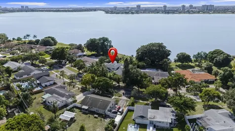 1538 39th Street West Palm Beach FL 33407
