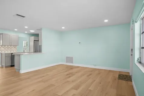 1308 Sw 24th Street Boynton Beach FL 33426