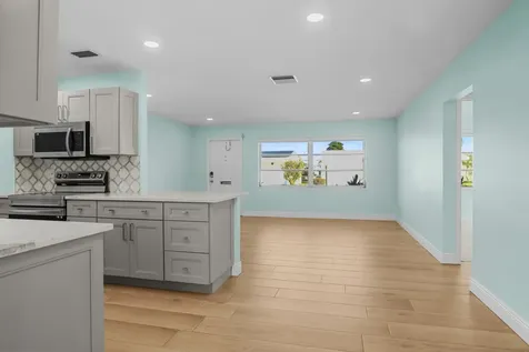 1308 Sw 24th Street Boynton Beach FL 33426