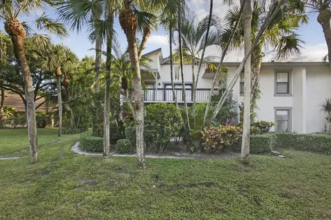11267 Pond View Drive Wellington FL 33414