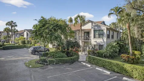 11267 Pond View Drive Wellington FL 33414
