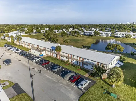 2800 W Golf Boulevard Pompano Beach FL 33064