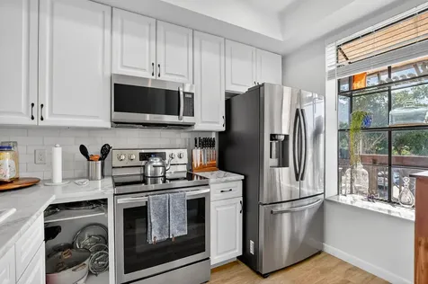 2323 Sw 15th Street Deerfield Beach FL 33442