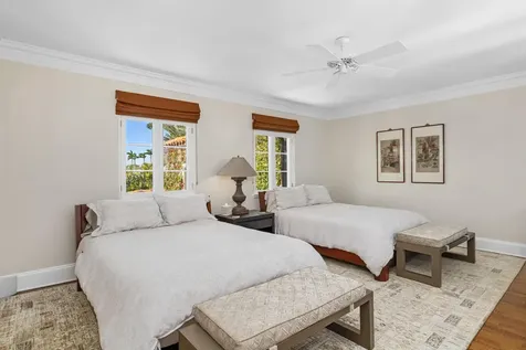 115 Via La Selva Palm Beach FL 33480