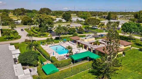 2331 Croton Lane Delray Beach FL 33445