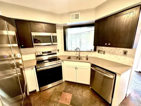 2371 NW 33rd Street Oakland Park FL 33309