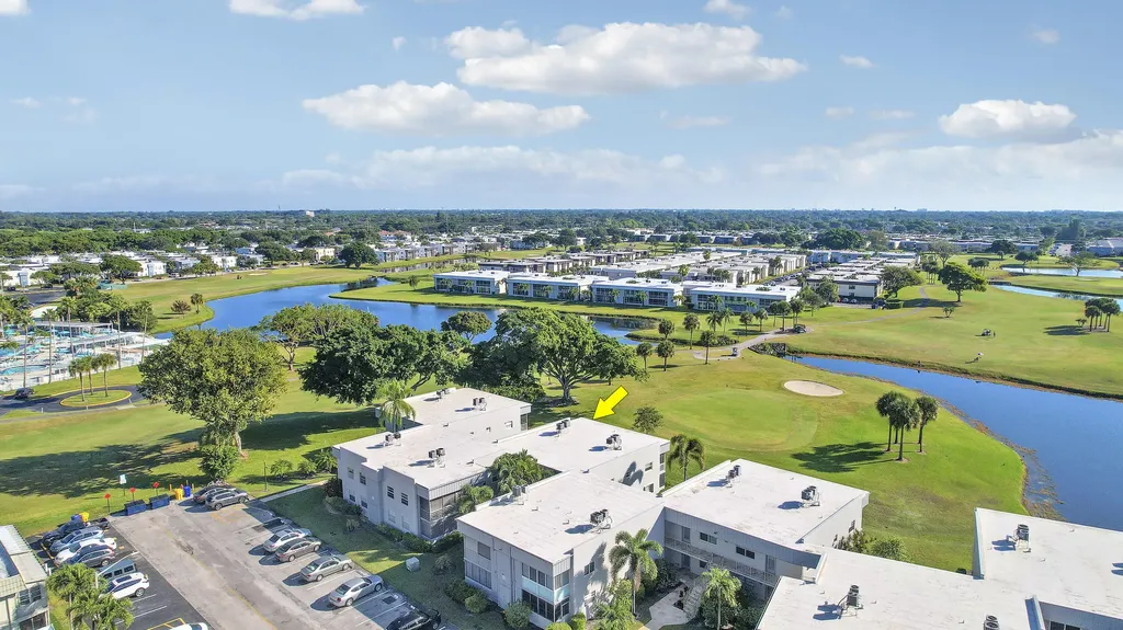 332 Flanders G Delray Beach FL 33484