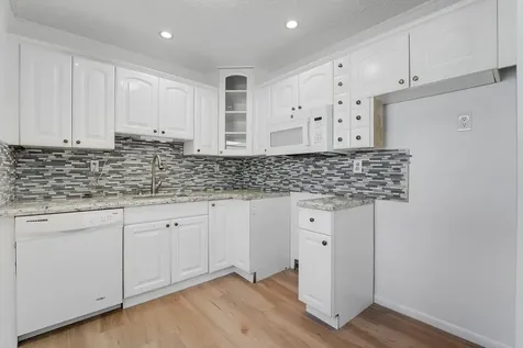 332 Flanders G Delray Beach FL 33484