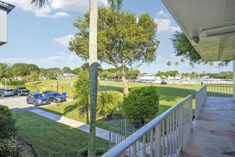 332 Flanders G Delray Beach FL 33484