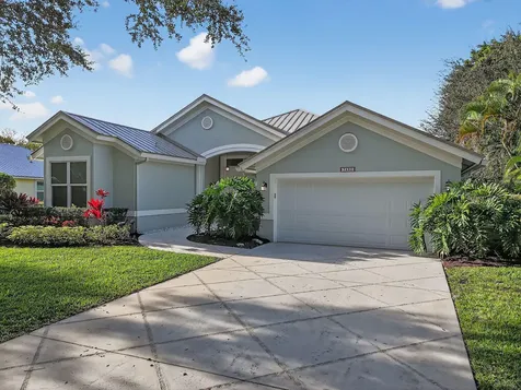 7492 Se Teton Drive Hobe Sound FL 33455