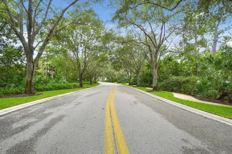 7492 Se Teton Drive Hobe Sound FL 33455