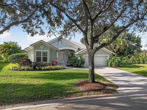 7492 Se Teton Drive Hobe Sound FL 33455