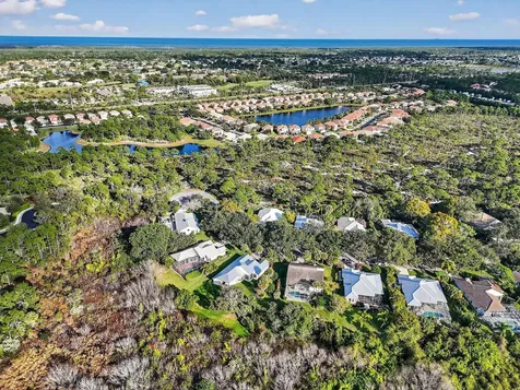 7492 Se Teton Drive Hobe Sound FL 33455