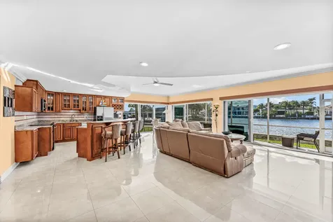 1166 Hillsboro Mile Hillsboro Beach FL 33062