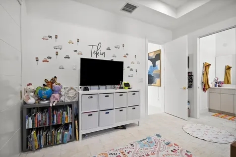 178 Se Via Lago Garda Port Saint Lucie FL 34952