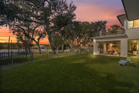 178 Se Via Lago Garda Port Saint Lucie FL 34952