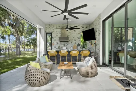178 Se Via Lago Garda Port Saint Lucie FL 34952