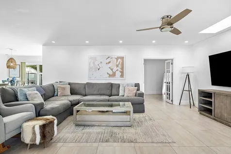 124 Oregon Lane Boca Raton FL 33487