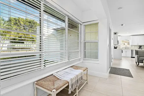 124 Oregon Lane Boca Raton FL 33487