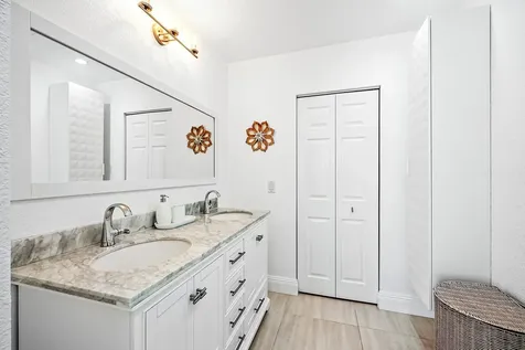 124 Oregon Lane Boca Raton FL 33487