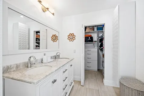 124 Oregon Lane Boca Raton FL 33487