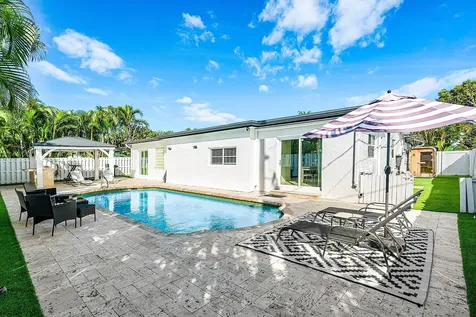 124 Oregon Lane Boca Raton FL 33487