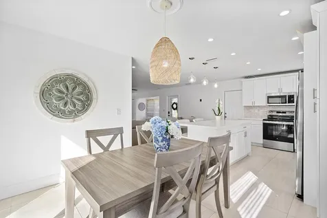 124 Oregon Lane Boca Raton FL 33487