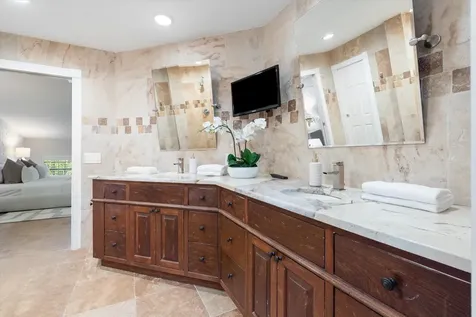 2359 Treasure Isle Drive Palm Beach Gardens FL 33410
