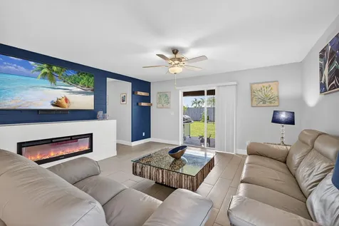 452 Se Asbury Lane Port Saint Lucie FL 34983