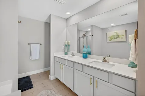 452 Se Asbury Lane Port Saint Lucie FL 34983