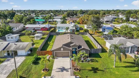 452 Se Asbury Lane Port Saint Lucie FL 34983