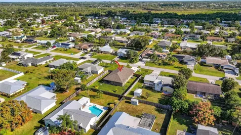 452 Se Asbury Lane Port Saint Lucie FL 34983