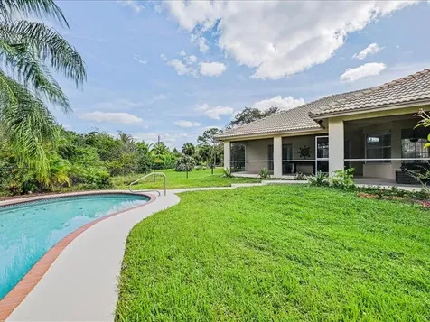 8671 155th Place Palm Beach Gardens FL 33418