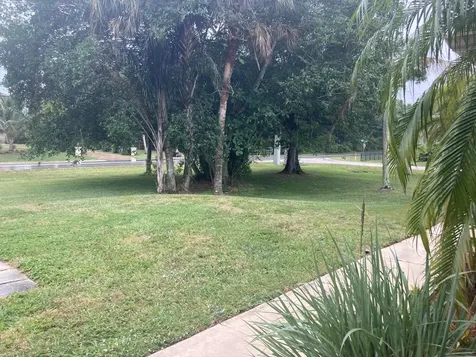 8671 155th Place Palm Beach Gardens FL 33418