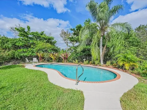 8671 155th Place Palm Beach Gardens FL 33418