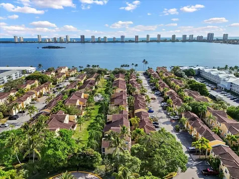 1015 Lake Shore Drive Lake Park FL 33403