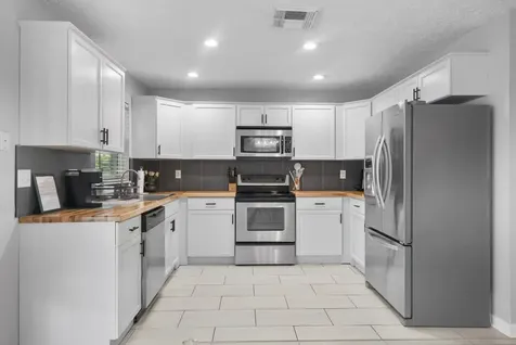 730 SE White Avenue Port Saint Lucie FL 34983
