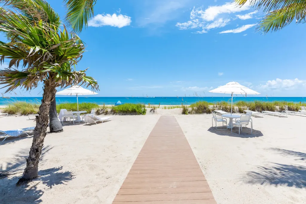 170 N Ocean Boulevard Palm Beach FL 33480