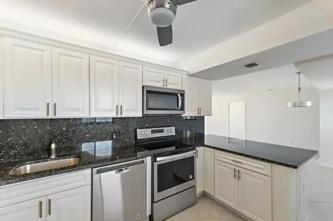 300 Ocean Trail Jupiter FL 33477