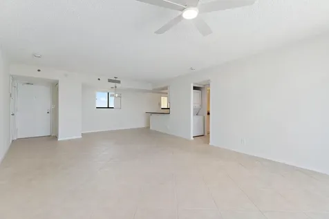 300 Ocean Trail Jupiter FL 33477