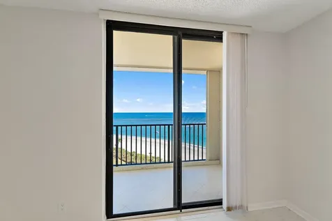 300 Ocean Trail Jupiter FL 33477