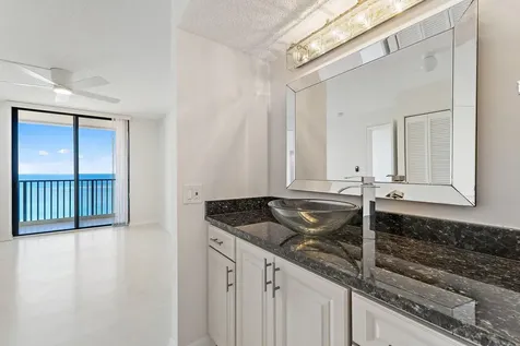300 Ocean Trail Jupiter FL 33477