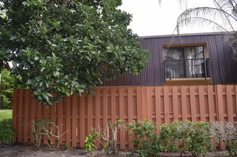 5945 SE Windsong Lane Stuart FL 34997