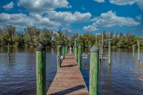 3285 Sw Porpoise Circle Stuart FL 34997
