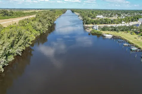 3285 Sw Porpoise Circle Stuart FL 34997