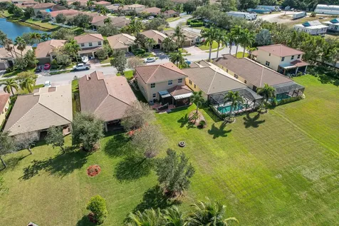 3285 Sw Porpoise Circle Stuart FL 34997