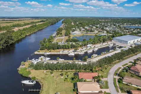 3285 Sw Porpoise Circle Stuart FL 34997