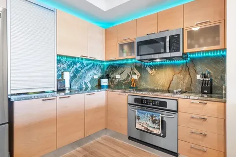 2640 Lake Shore Drive Riviera Beach FL 33404